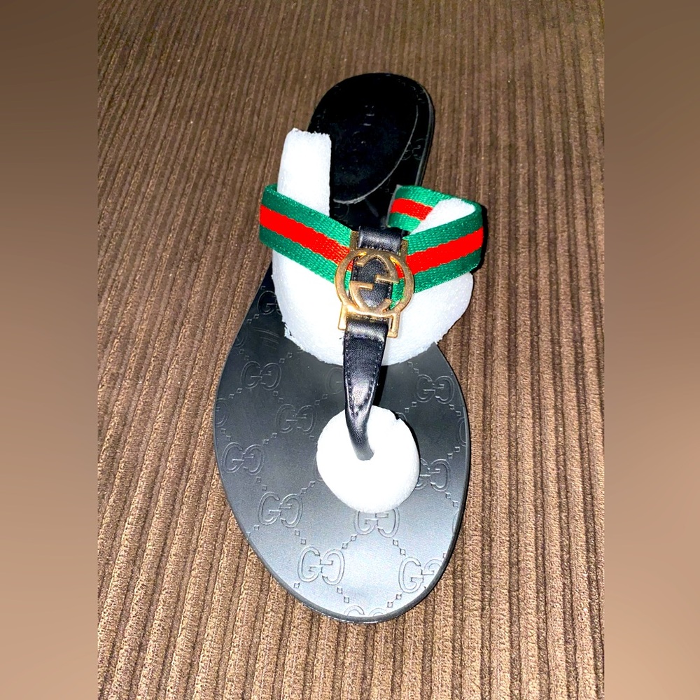 Women’s Gucci Sandals
